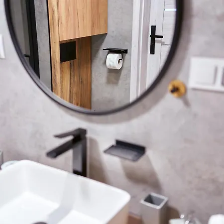 Sowi شقة غووشيتسا