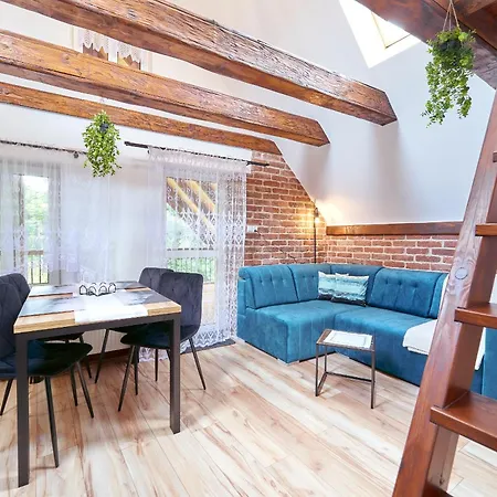 Sowi شقة غووشيتسا