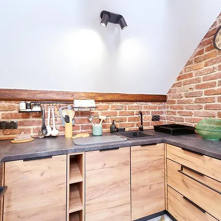 Sowi شقة غووشيتسا