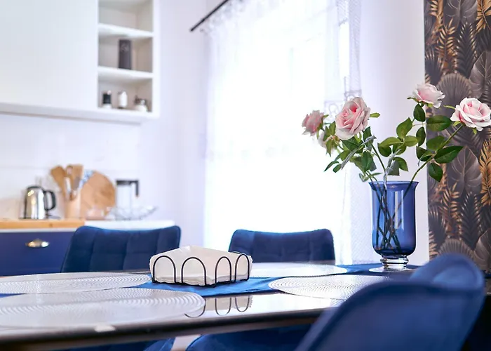 Sowi グウシツァ