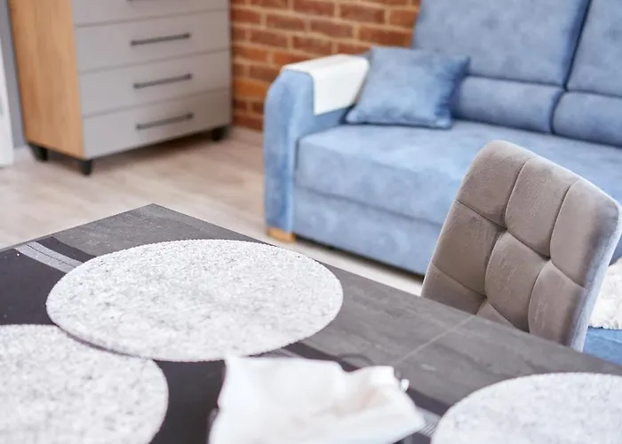 Sowi グウシツァ