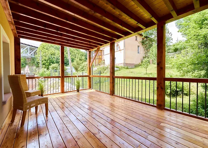 Sowi * グウシツァ