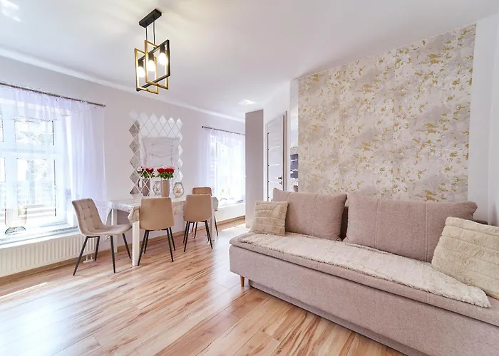 Sowi グウシツァ