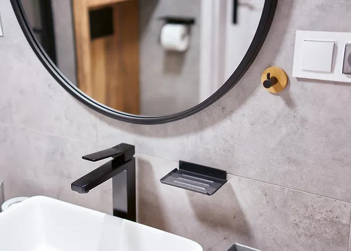 Sowi * グウシツァ