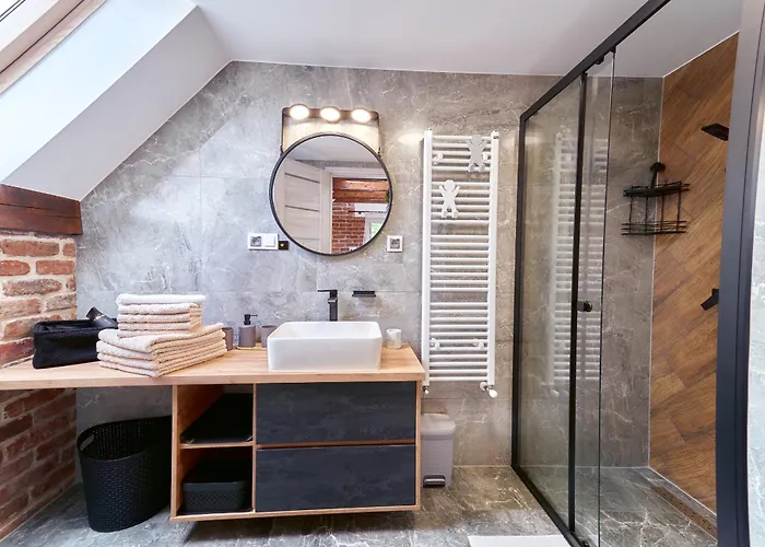 Sowi アパート グウシツァ