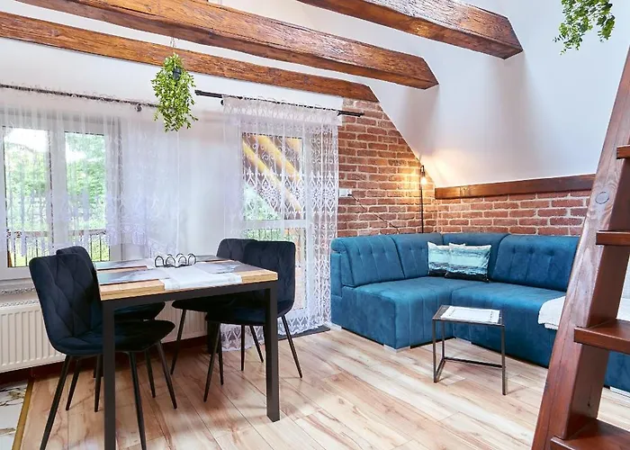 Sowi アパート グウシツァ