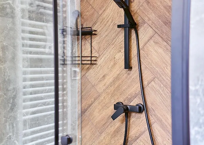 Sowi * グウシツァ