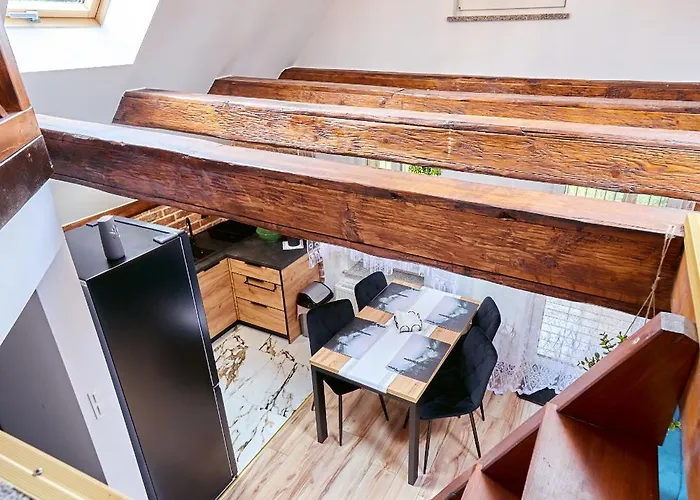 Sowi グウシツァ