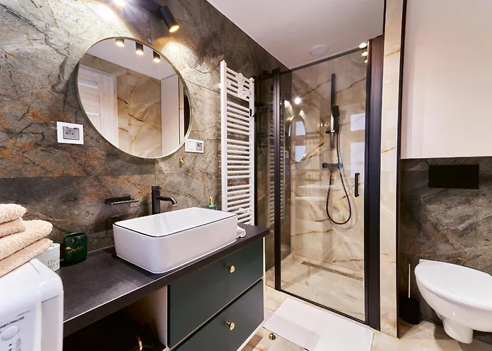 Sowi アパート グウシツァ